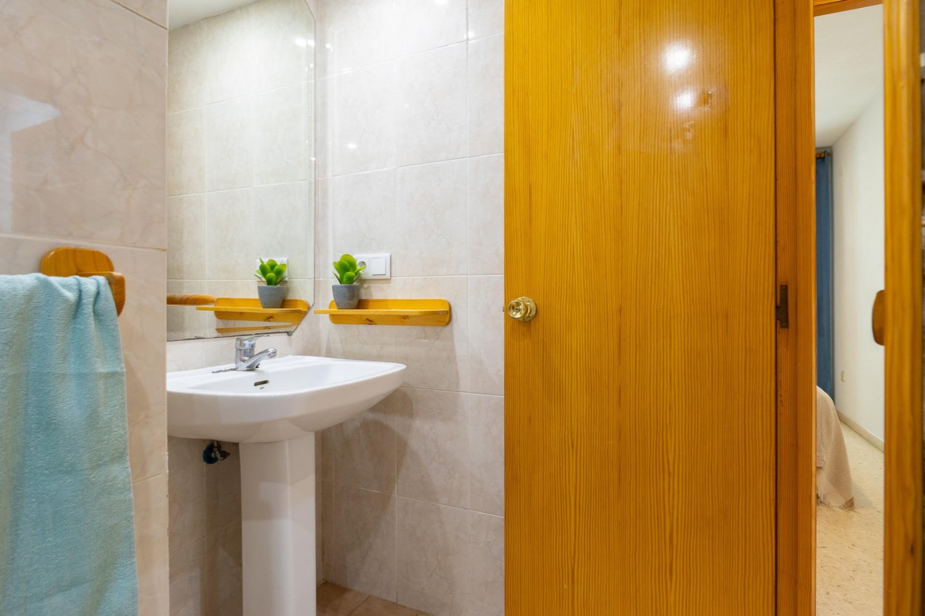 Huoneisto Valencia, Espanja 3 makuuhuonetta, 105 m2 No. 133314