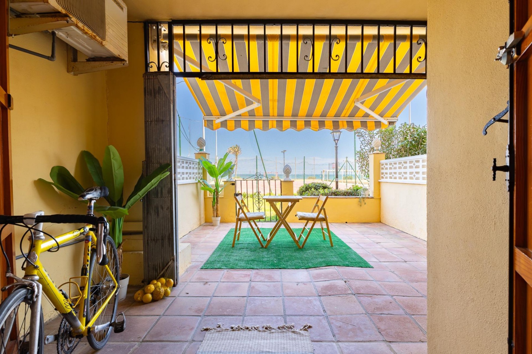 Huoneisto Valencia, Espanja 3 makuuhuonetta, 105 m2 No. 133314