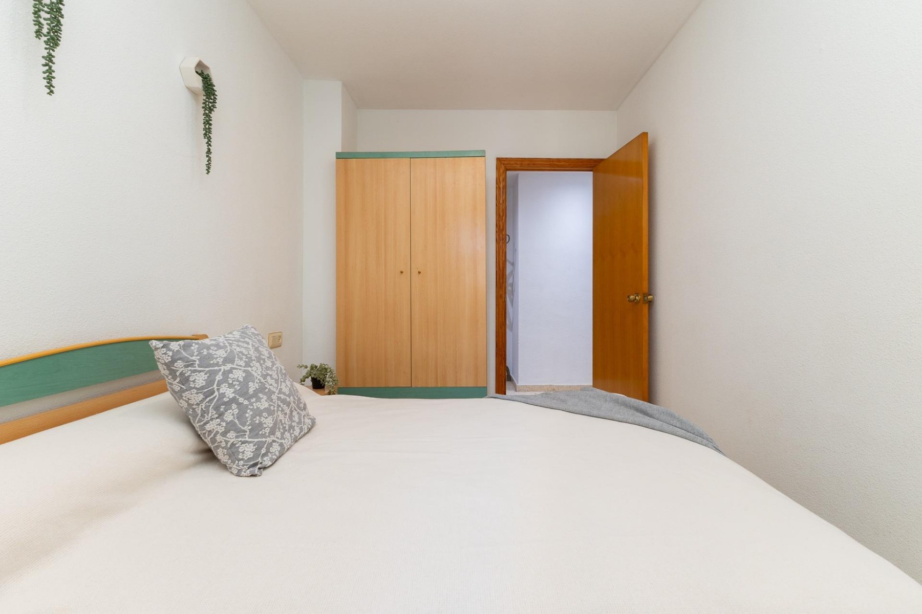Huoneisto Valencia, Espanja 3 makuuhuonetta, 105 m2 No. 133314