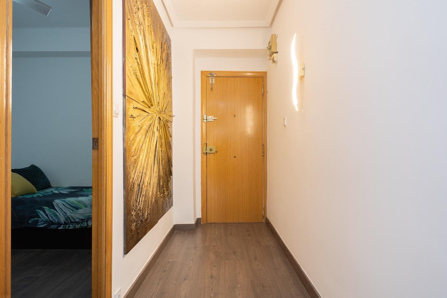 Квартира в Валенсия, Испания 3 спальни, 104м2 №133317