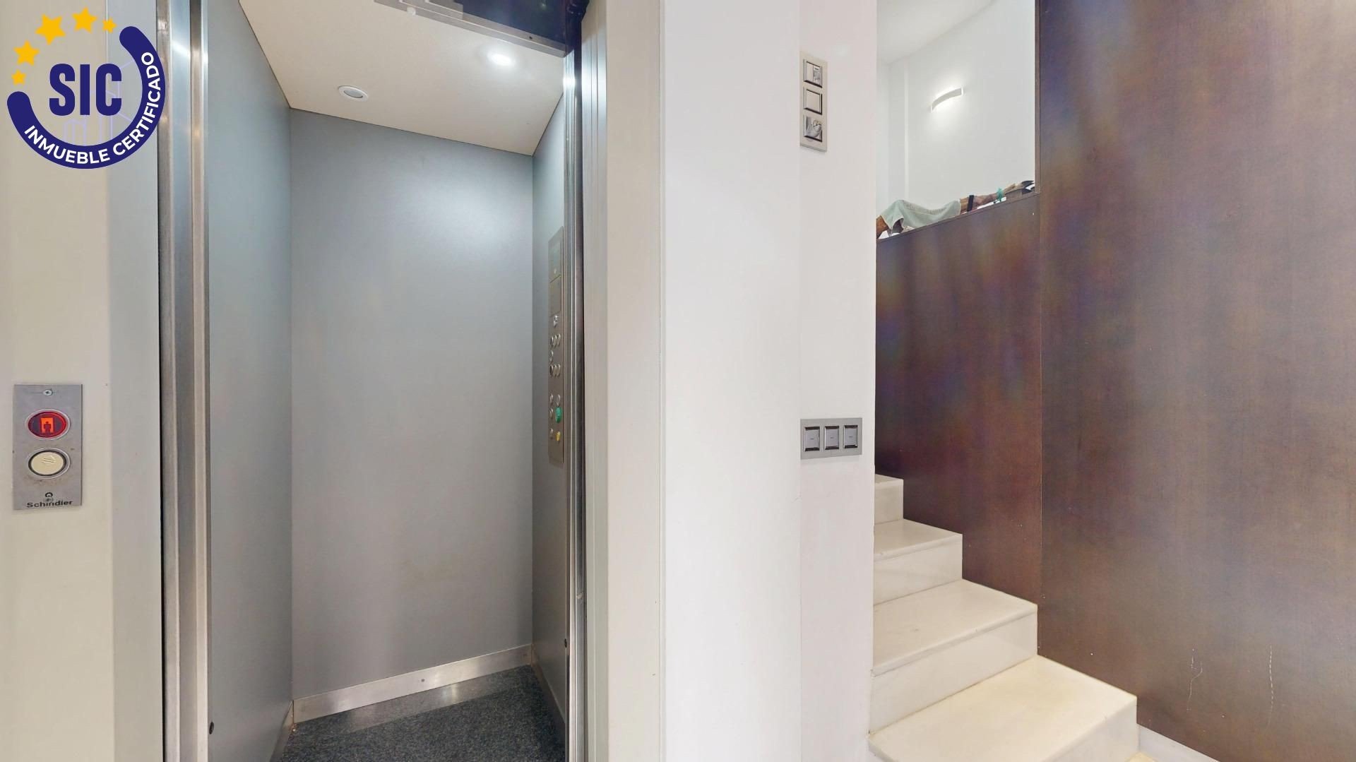 Villa à Valencia, Espagne 3 chambres, 174 m2 No. 133319