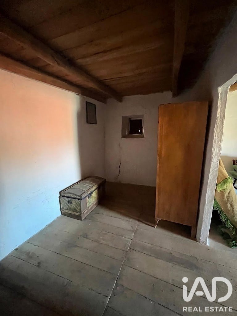 Huvila Cabreros Del Rio, Leon, Espanja 5 makuuhuonetta, 232 m2 No. 195742