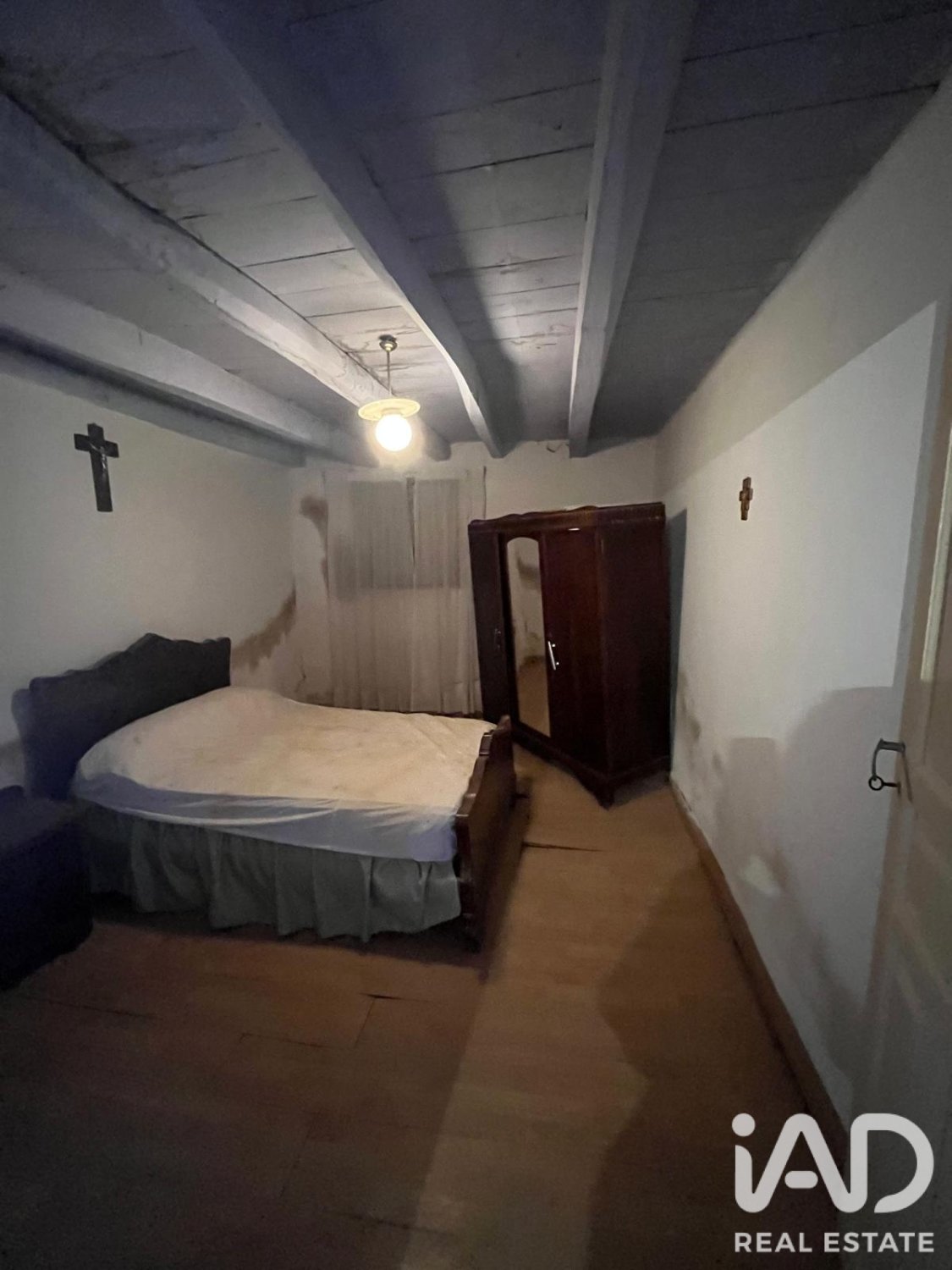 Huvila Cabreros Del Rio, Leon, Espanja 5 makuuhuonetta, 232 m2 No. 195742
