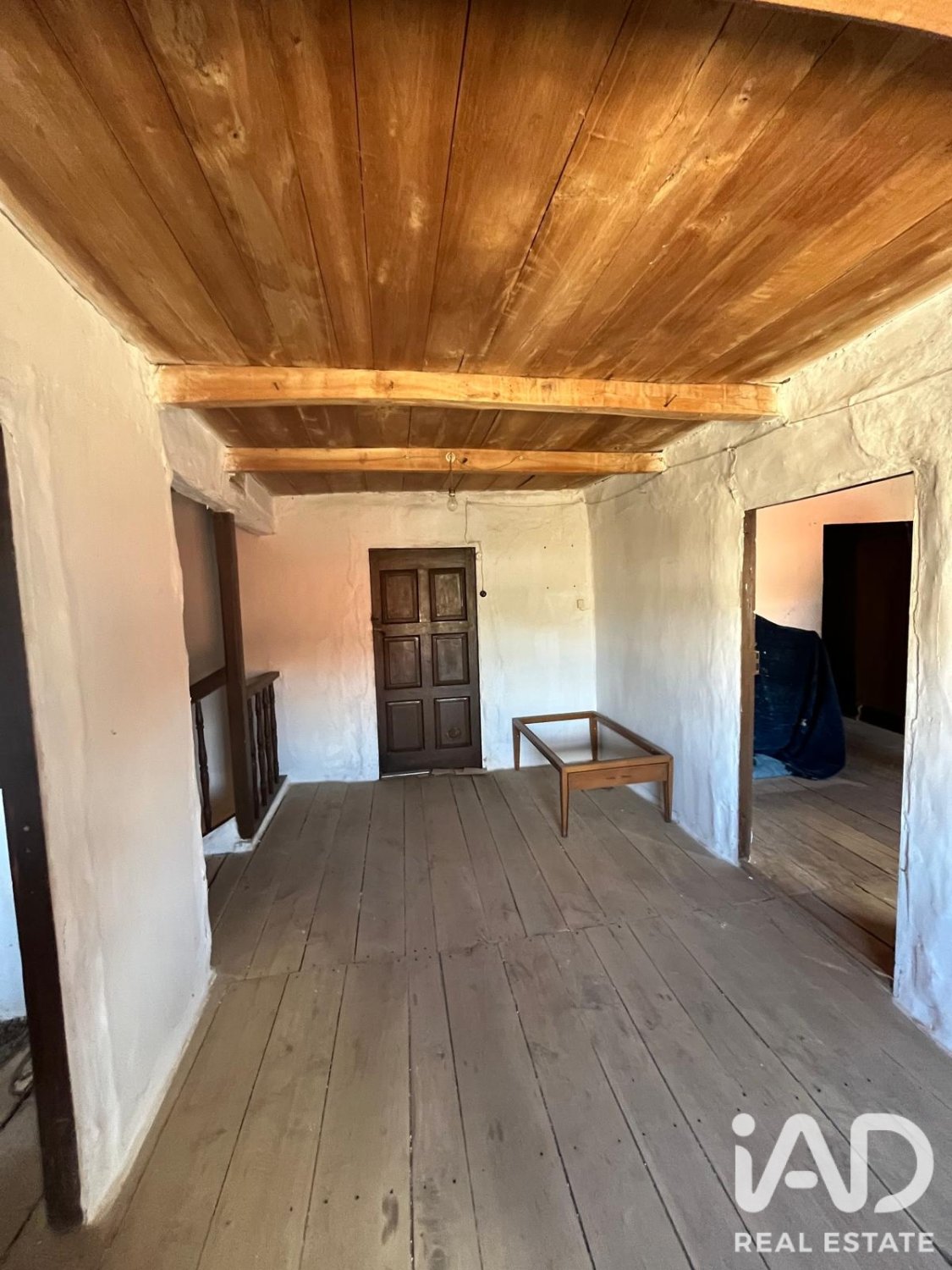 Huvila Cabreros Del Rio, Leon, Espanja 5 makuuhuonetta, 232 m2 No. 195742