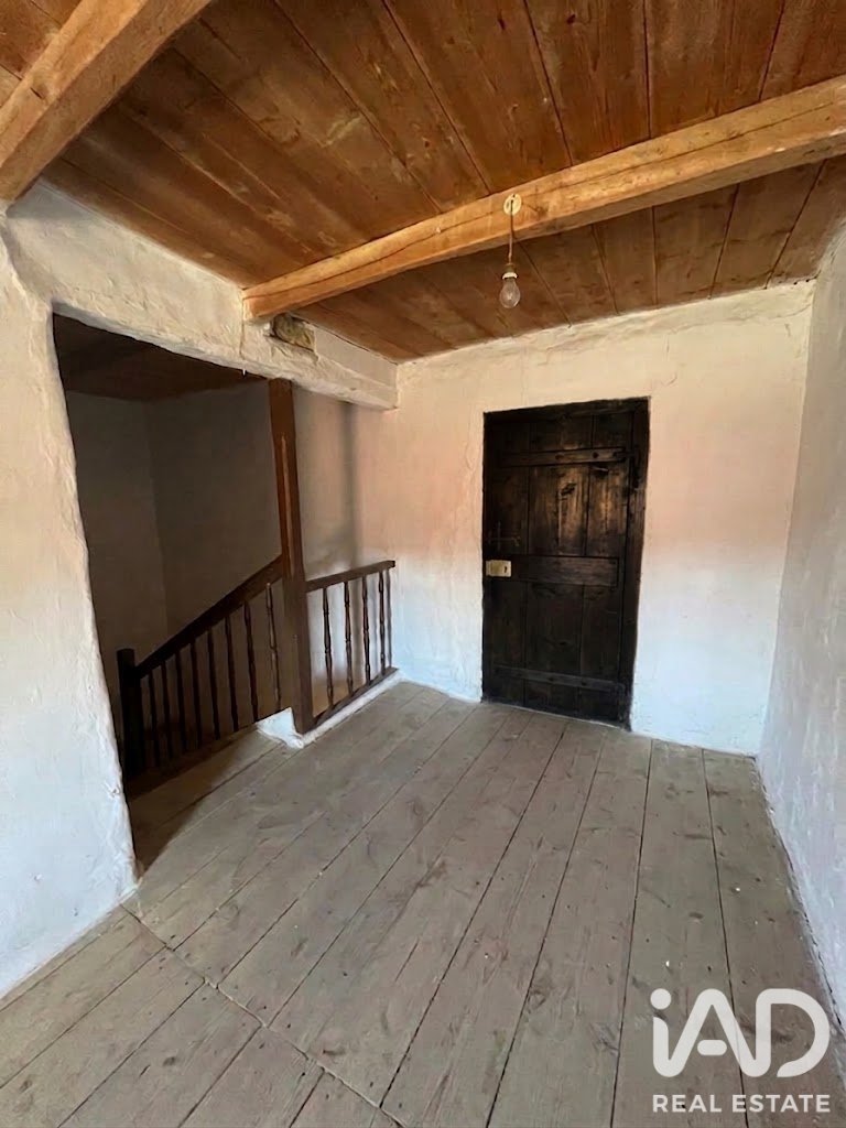 Huvila Cabreros Del Rio, Leon, Espanja 5 makuuhuonetta, 232 m2 No. 195742
