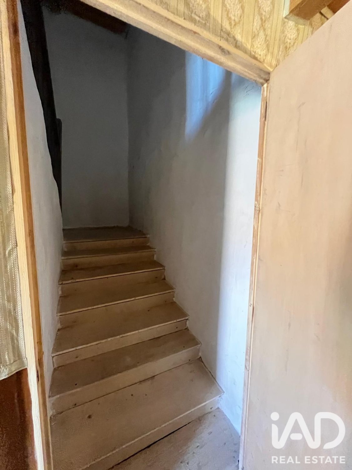 Huvila Cabreros Del Rio, Leon, Espanja 5 makuuhuonetta, 232 m2 No. 195742