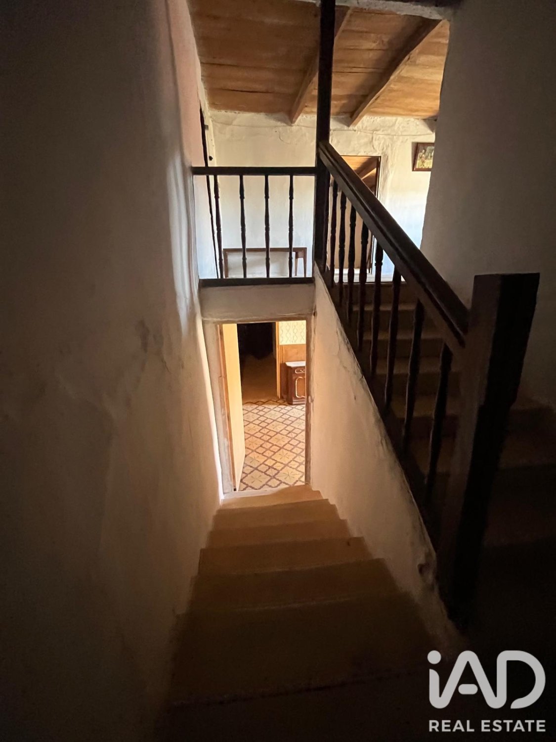 Huvila Cabreros Del Rio, Leon, Espanja 5 makuuhuonetta, 232 m2 No. 195742