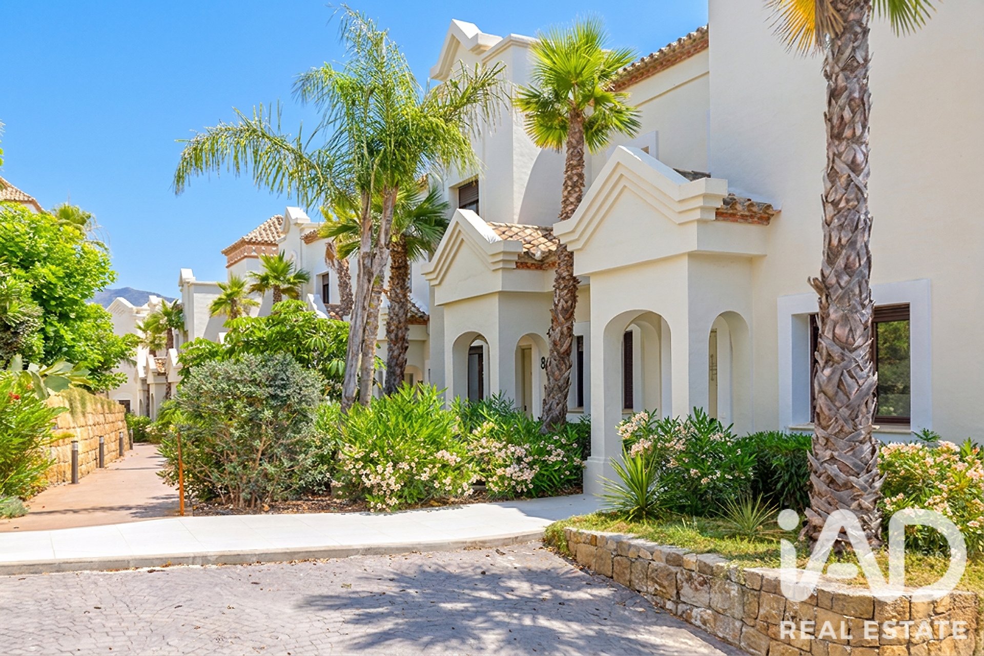Kaupunkipientalo Estepona, Malaga, Espanja 3 makuuhuonetta, 263.59 m2 No. 195743