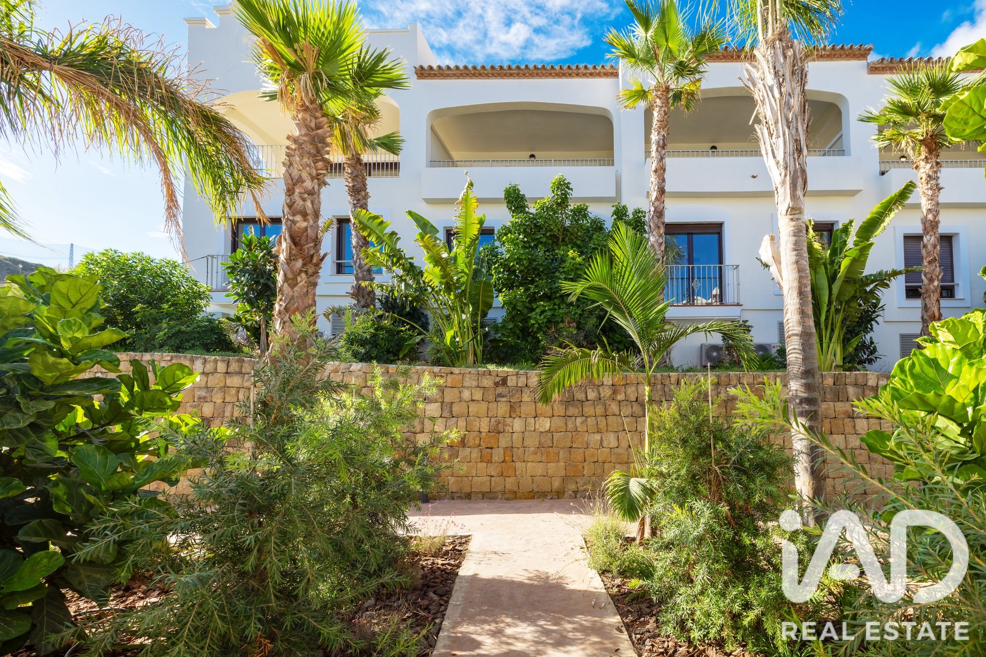 Kaupunkipientalo Estepona, Malaga, Espanja 3 makuuhuonetta, 263.59 m2 No. 195743