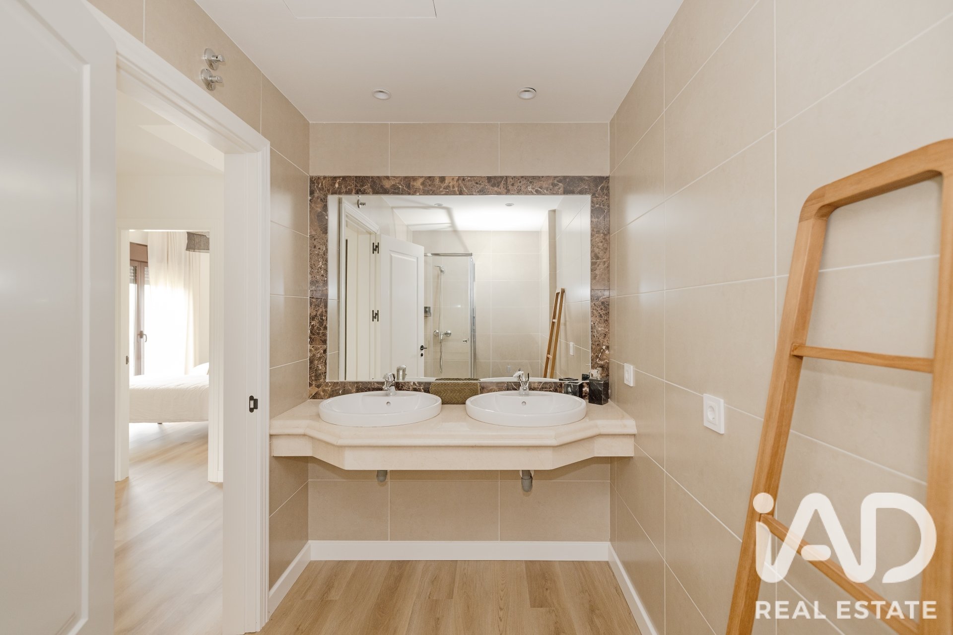 Kaupunkipientalo Estepona, Malaga, Espanja 3 makuuhuonetta, 263.59 m2 No. 195743