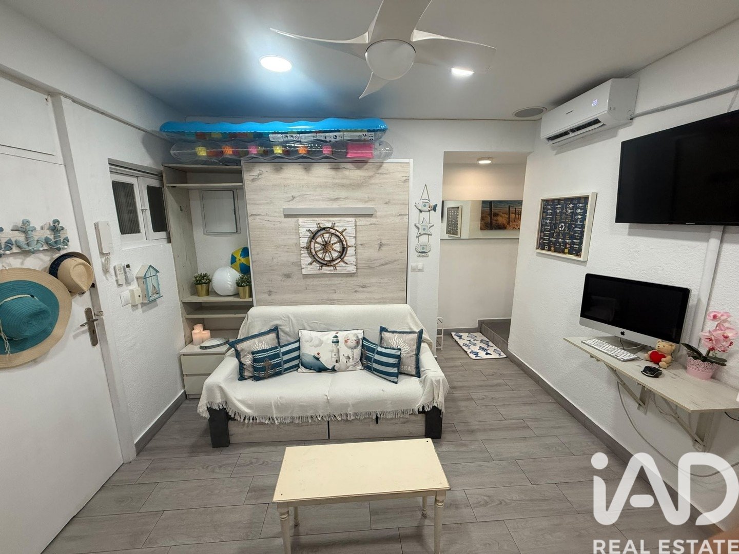 Commercial property in Alicante, Spain 20 sq.m. No. 195744