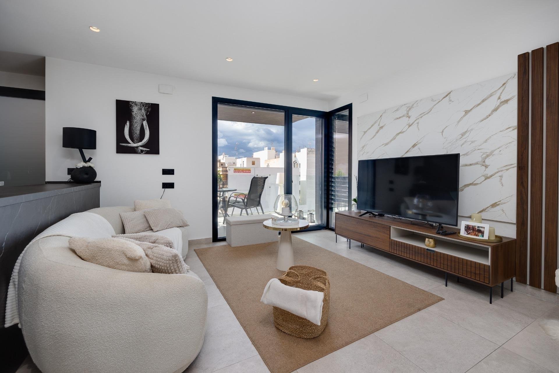Apartment à Torrevieja, Alicante, Espagne 3 chambres, 91 m2 No. 177788