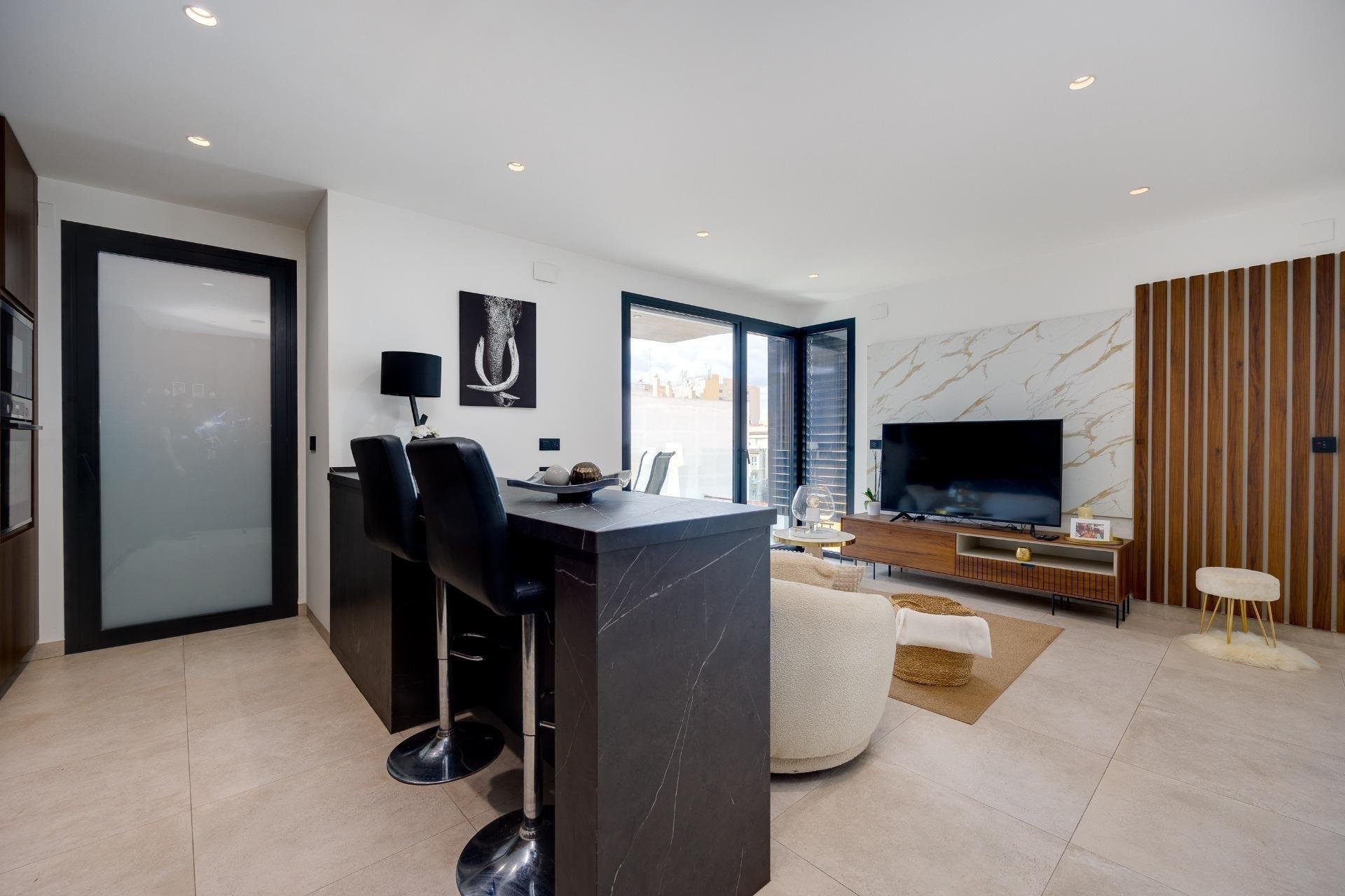 Apartment à Torrevieja, Alicante, Espagne 3 chambres, 91 m2 No. 177788