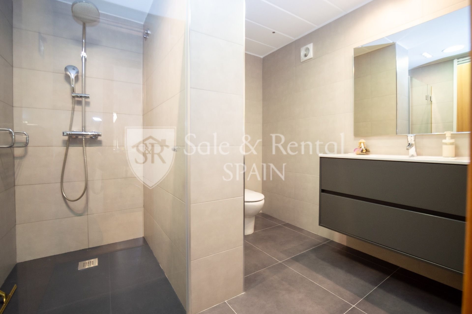 Appartamento a Tossa de Mar, Girona, Spagna 3 camere da letto, 70 mq. N° 166390