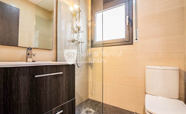 Casa a Lloret de Mar, Girona, Spagna 4 camere da letto, 109 mq. N° 166394