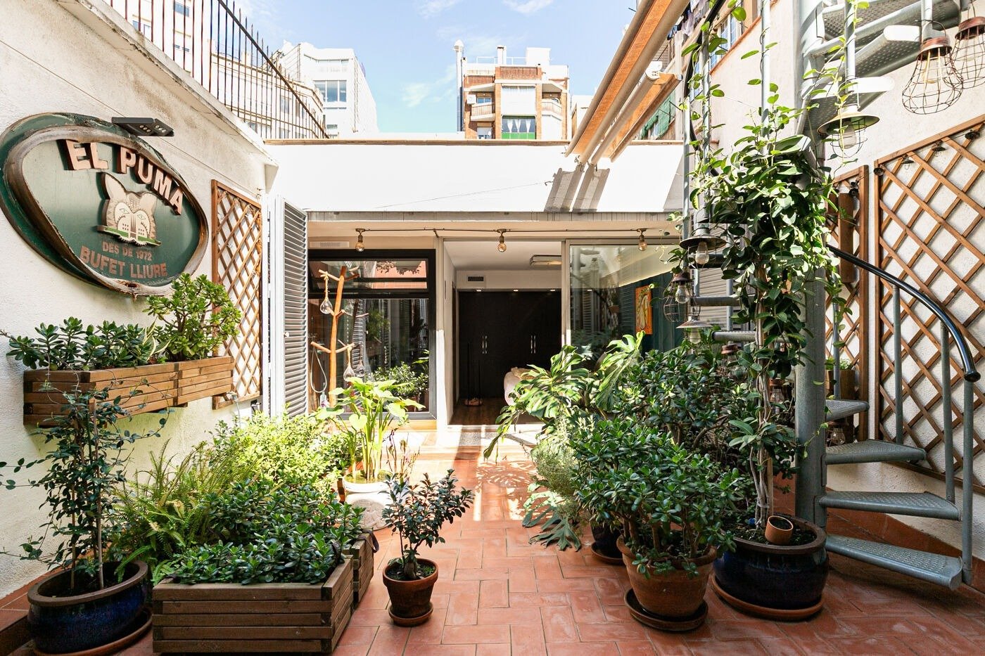 Apartment à Barcelona, Espagne 3 chambres,  No. 140987