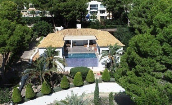Villa in Altea, Alicante, Spanien 4 Schlafzimmer,  Nr. 133304