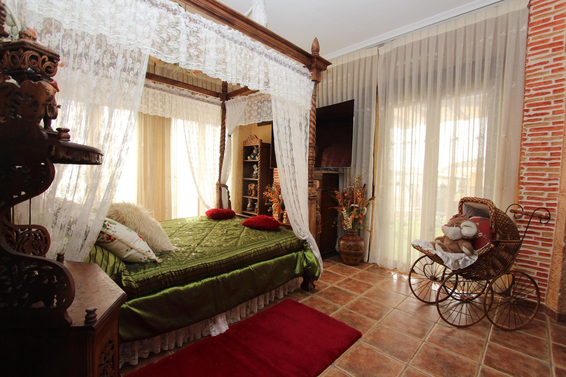 House in Daya Nueva, Alicante, Spanien 7 Schlafzimmer, 303 m2 Nr. 80177