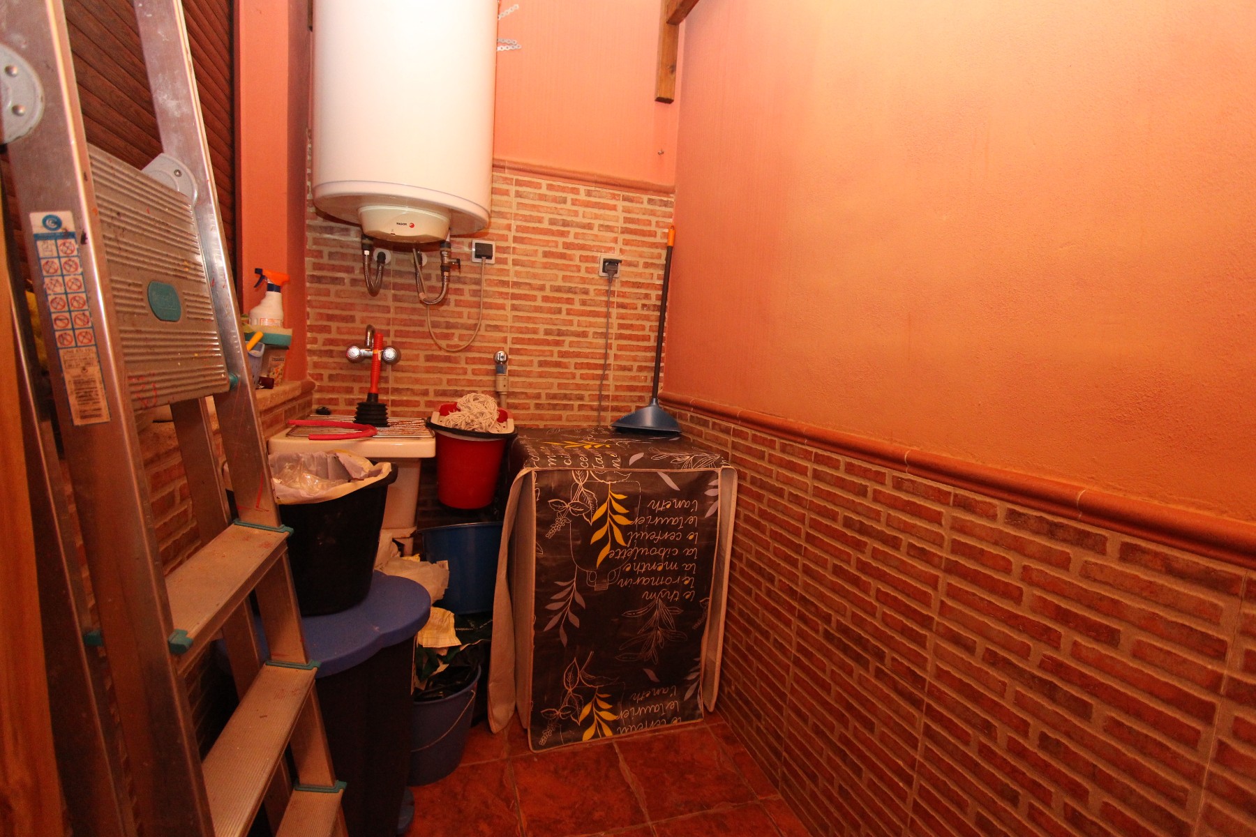 House in Daya Nueva, Alicante, Spanien 7 Schlafzimmer, 303 m2 Nr. 80177