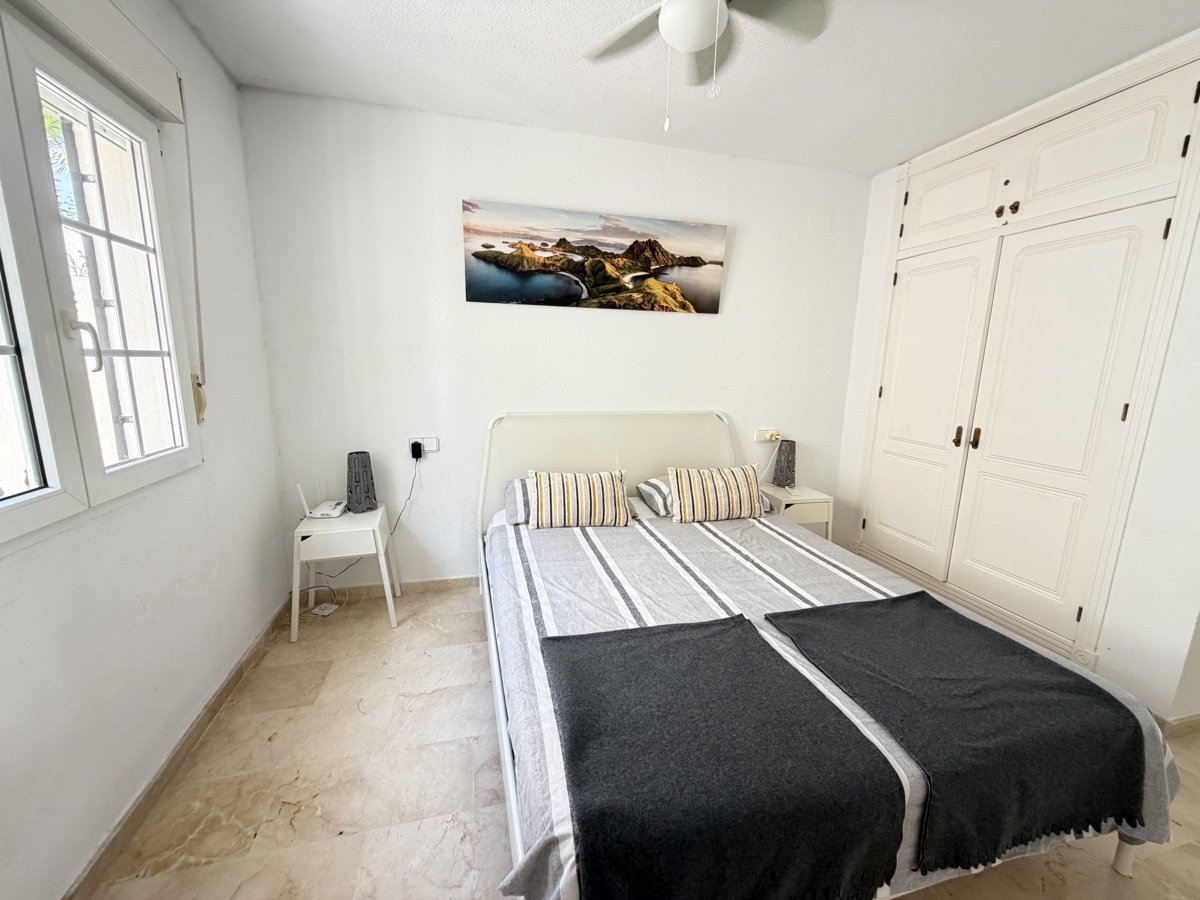 Apartamento en Alicante, España 2 dormitorios, 87 m2 No. 194161