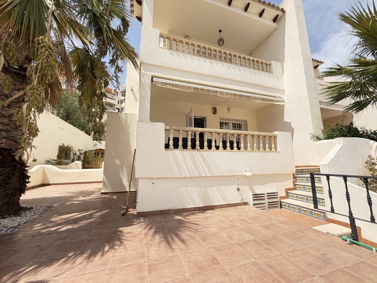 Apartamento en Alicante, España 2 dormitorios, 87 m2 No. 194161