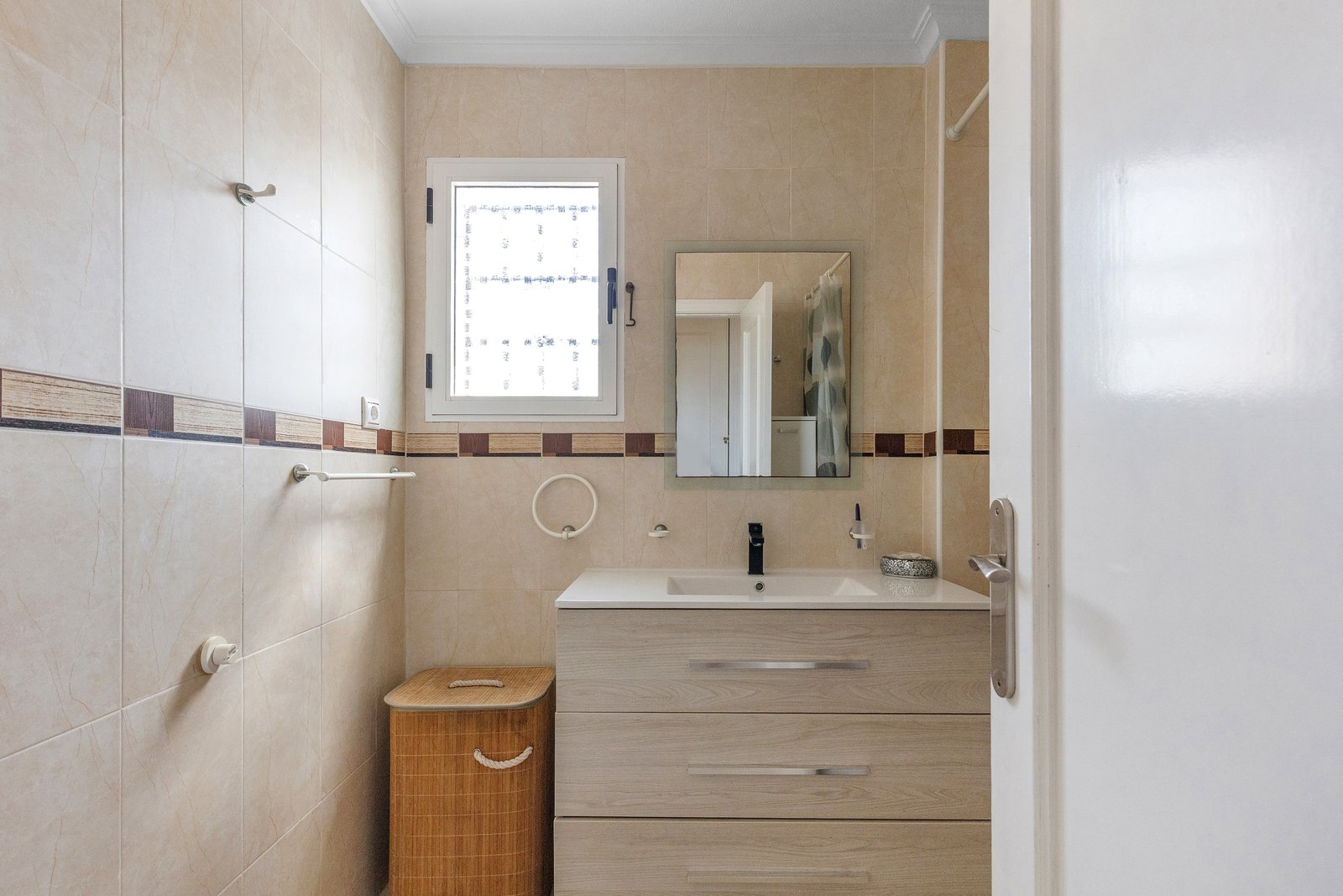 Apartamento en Alicante, España 2 dormitorios, 67 m2 No. 194159