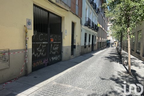 Parking à Madrid, Espagne 10 m2 No. 185764