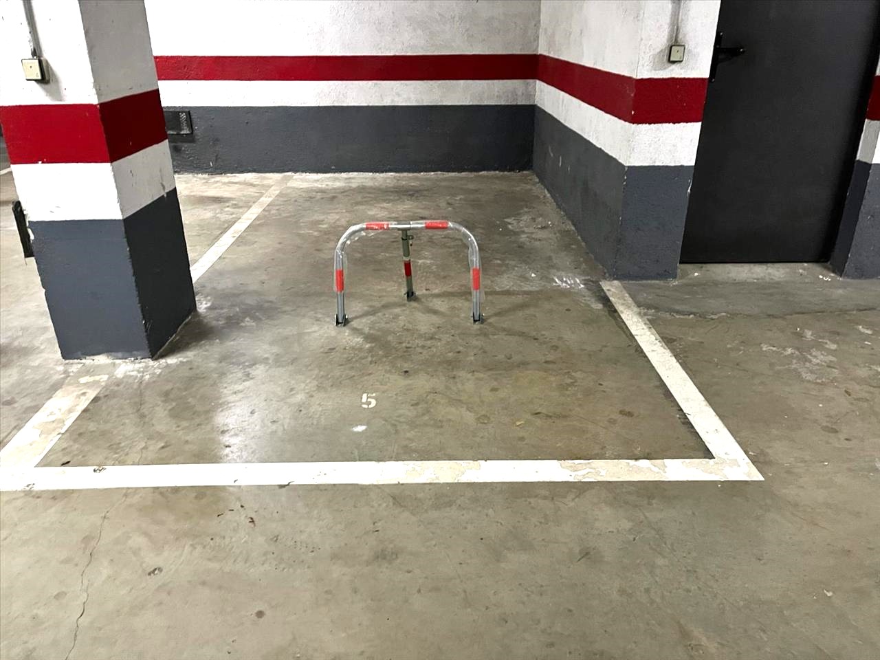 Garage in Barcelona, Spain 10 sq.m. No. 191541