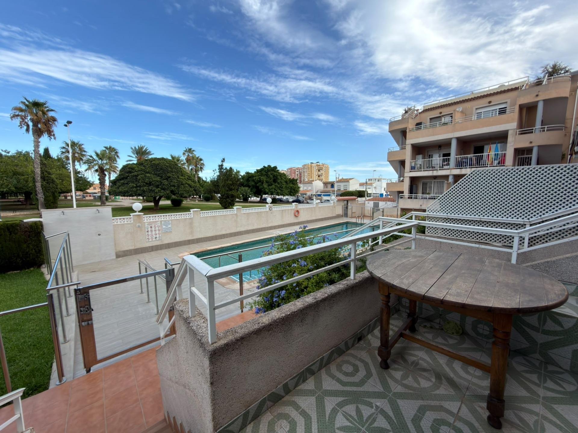 Bungalow i Torrevieja, Alicante, Spanien 1 sovrum, 66 kvm. Nr. 196672