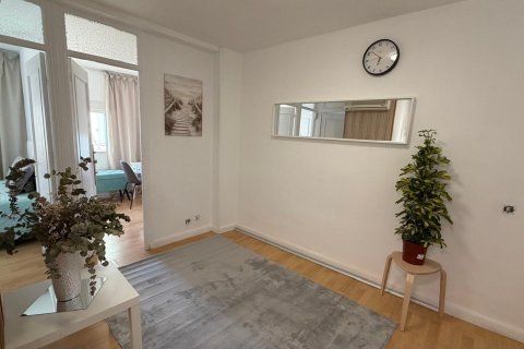 Apartamento en Madrid, España 1 dormitorio, 40 m2 No. 196669