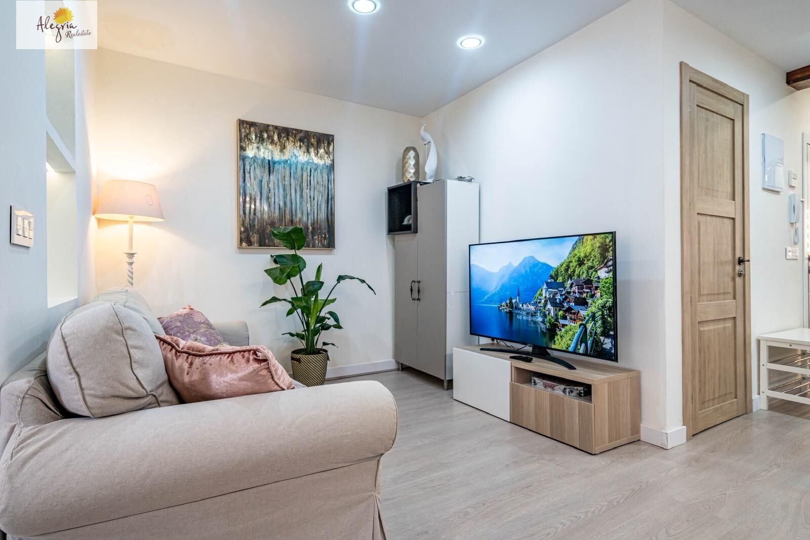 Apartment in Valencia, Spain 3 bedrooms, 90 sq.m. No. 196670