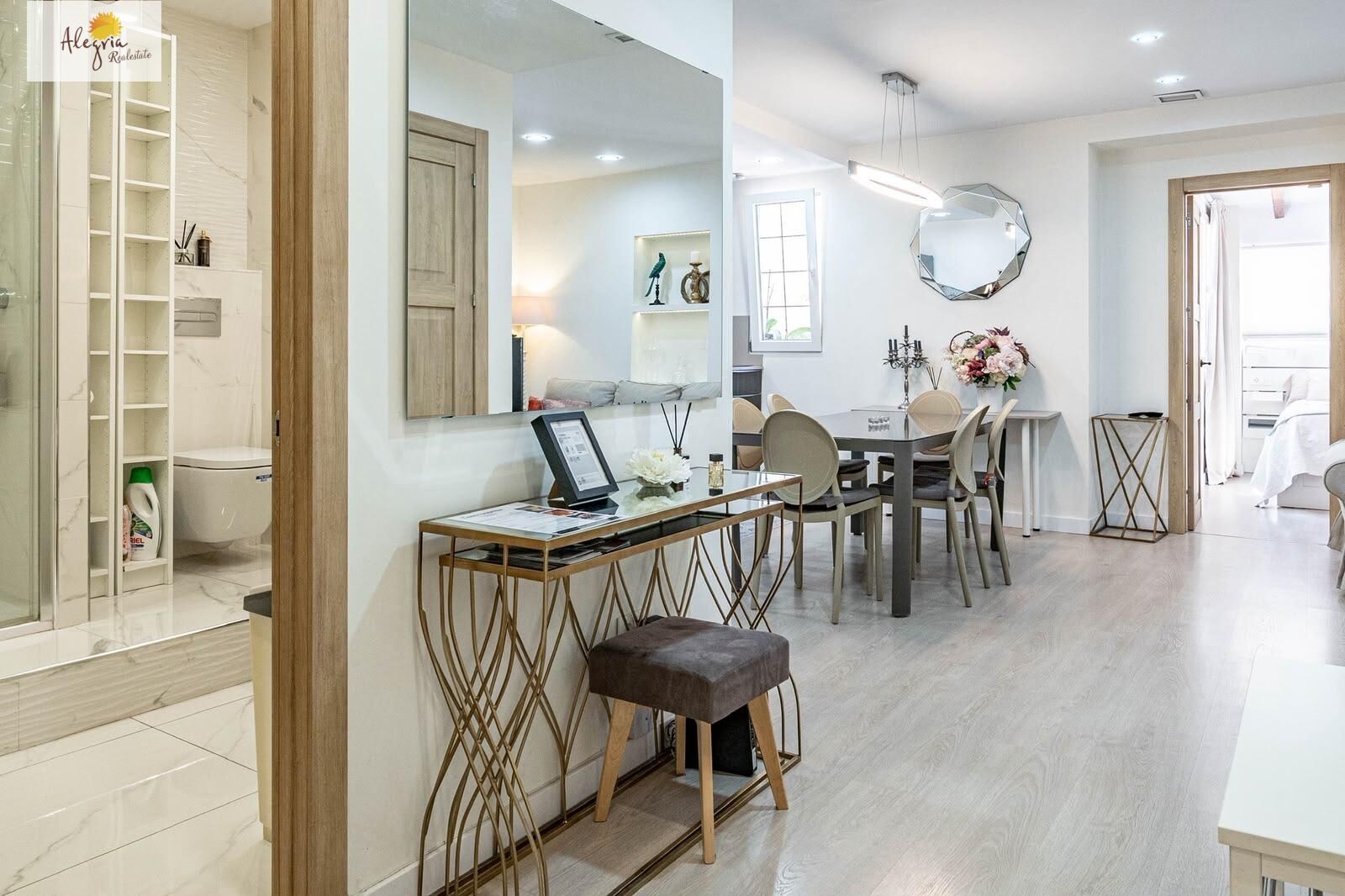 Apartment in Valencia, Spain 3 bedrooms, 90 sq.m. No. 196670