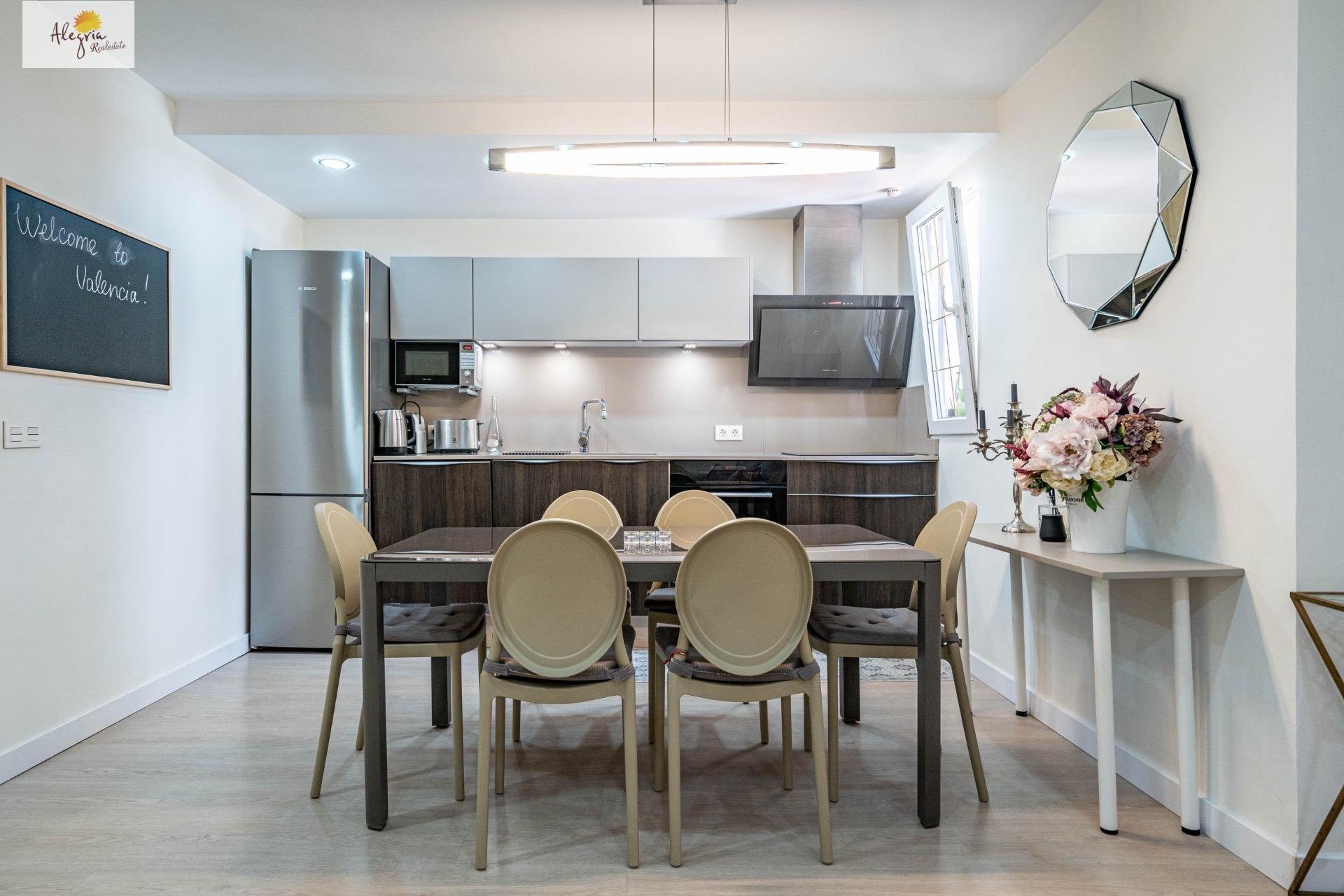 Apartment in Valencia, Spain 3 bedrooms, 90 sq.m. No. 196670