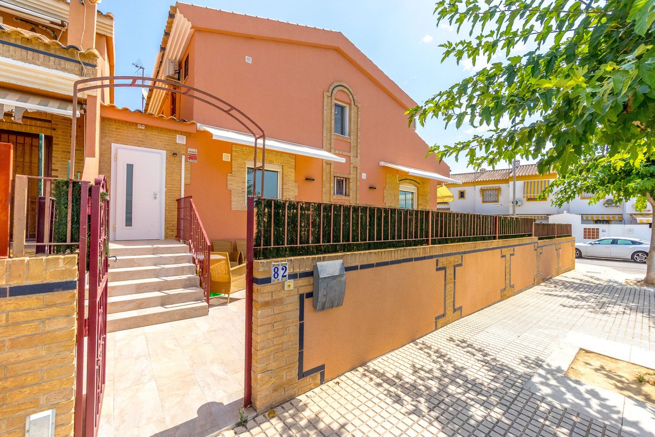 Villa in Torre de la Horadada, Alicante, Spanien 3 Schlafzimmer,  Nr. 147646