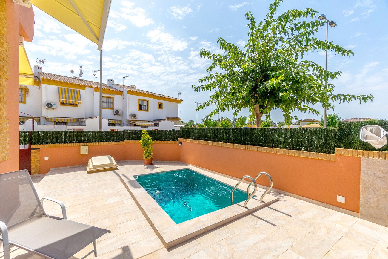 Villa in Torre de la Horadada, Alicante, Spanien 3 Schlafzimmer,  Nr. 147646
