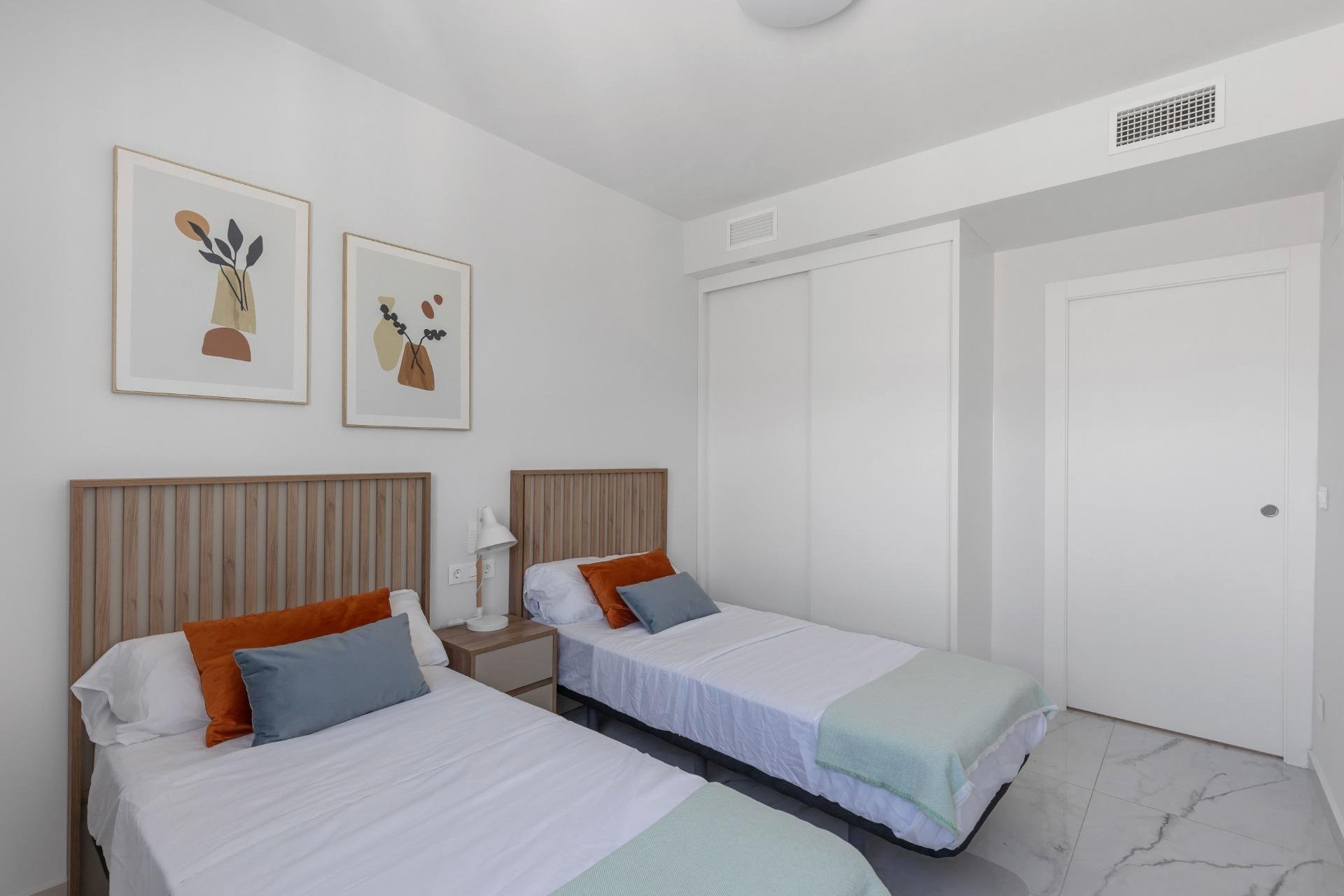 Apartamento en Playa Flamenca II, Alicante, España 2 dormitorios, 75 m2 No. 179579