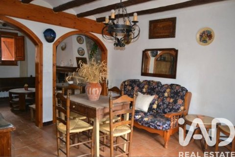 Villa Lleida, Spānijā 4 istabas, 213 m2 Nr. 185487