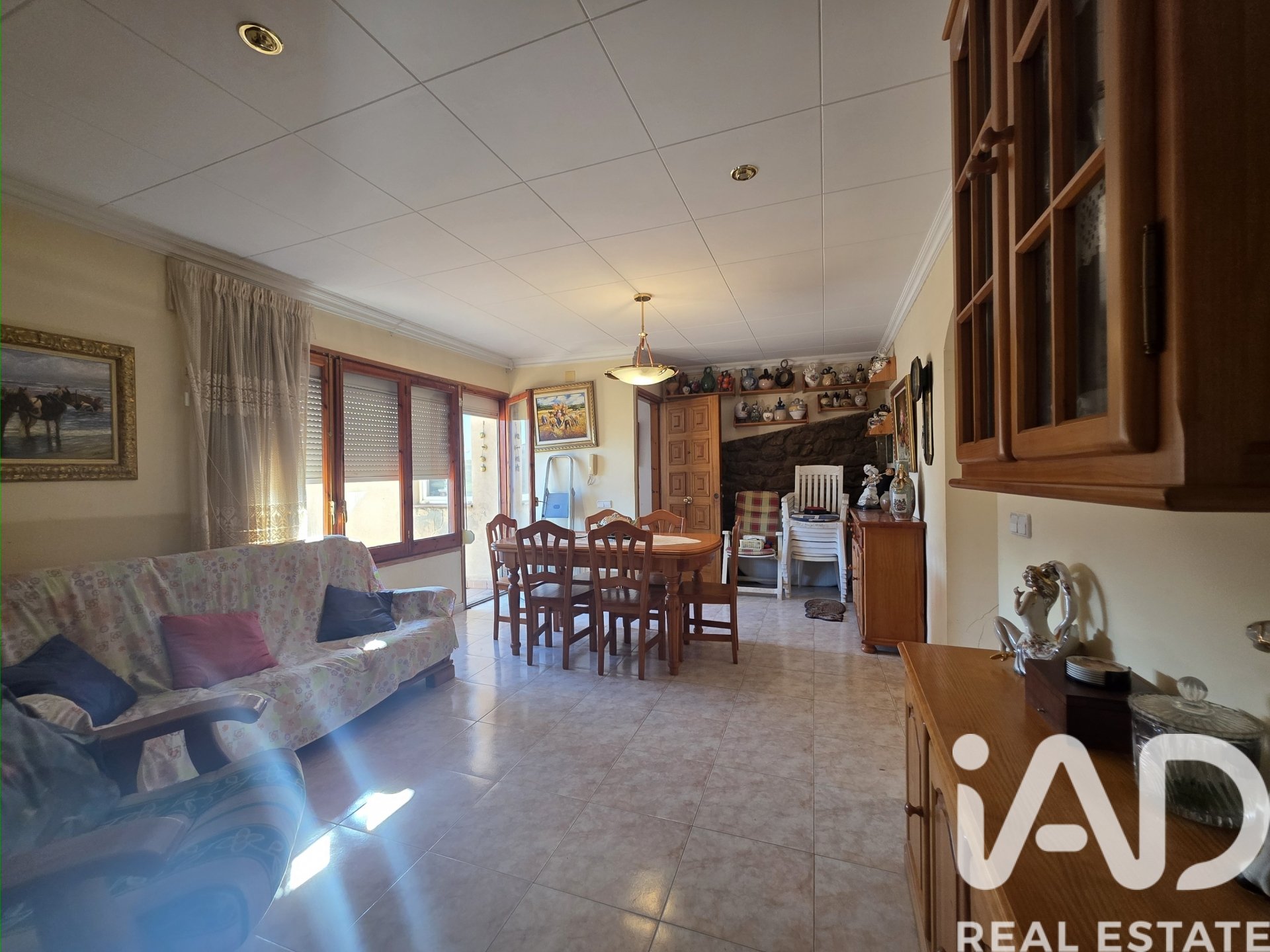 Townhouse in Albesa, Lleida, Spain 4 bedrooms, 186 sq.m. No. 185490