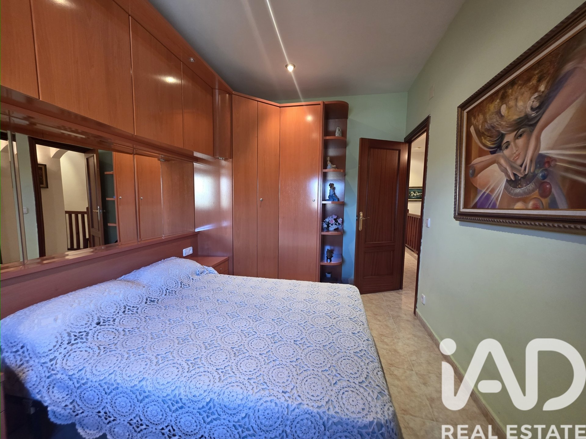 Townhouse in Albesa, Lleida, Spain 4 bedrooms, 186 sq.m. No. 185490