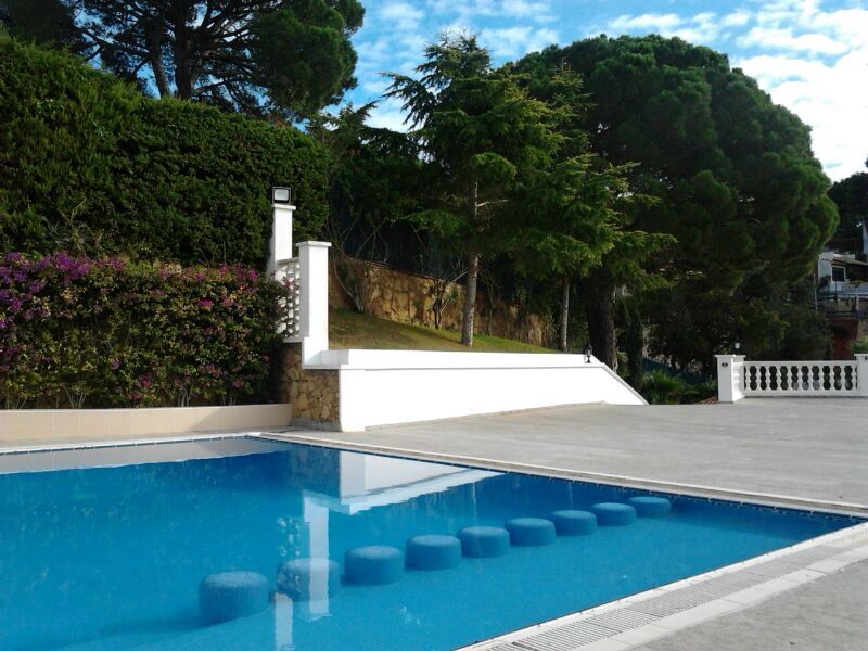 Dom w Lloret de Mar, Girona, Hiszpania 7 sypialni, 696 mkw. nr 97963