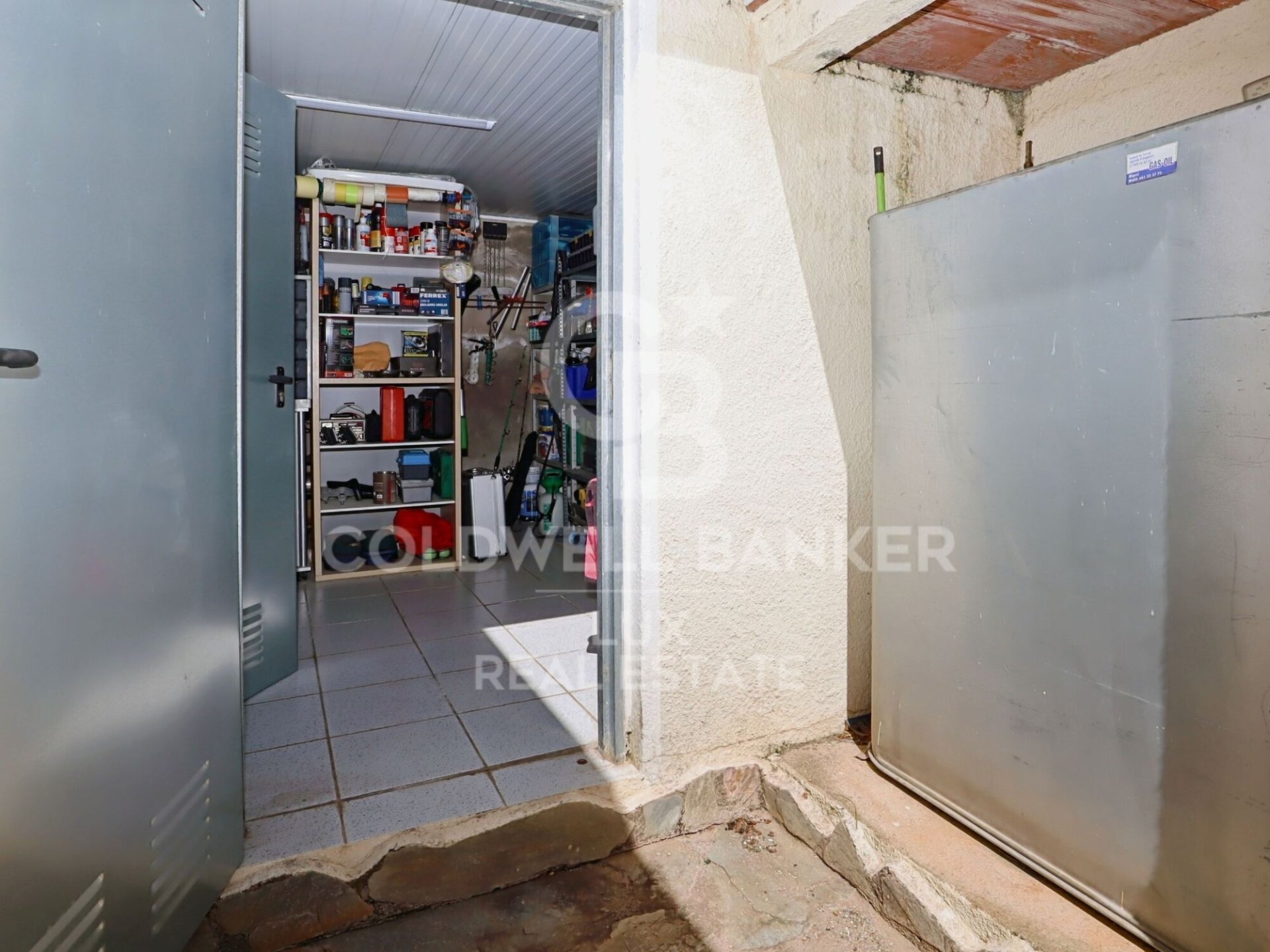 Talo Empuriabrava, Girona, Espanja 5 makuuhuonetta, 279 m2 No. 160170