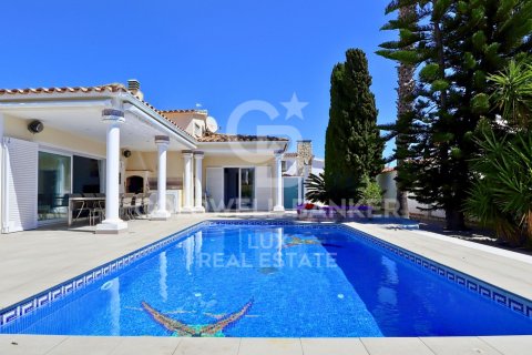House à Empuriabrava, Girona, Espagne 5 chambres, 279 m2 No. 160170