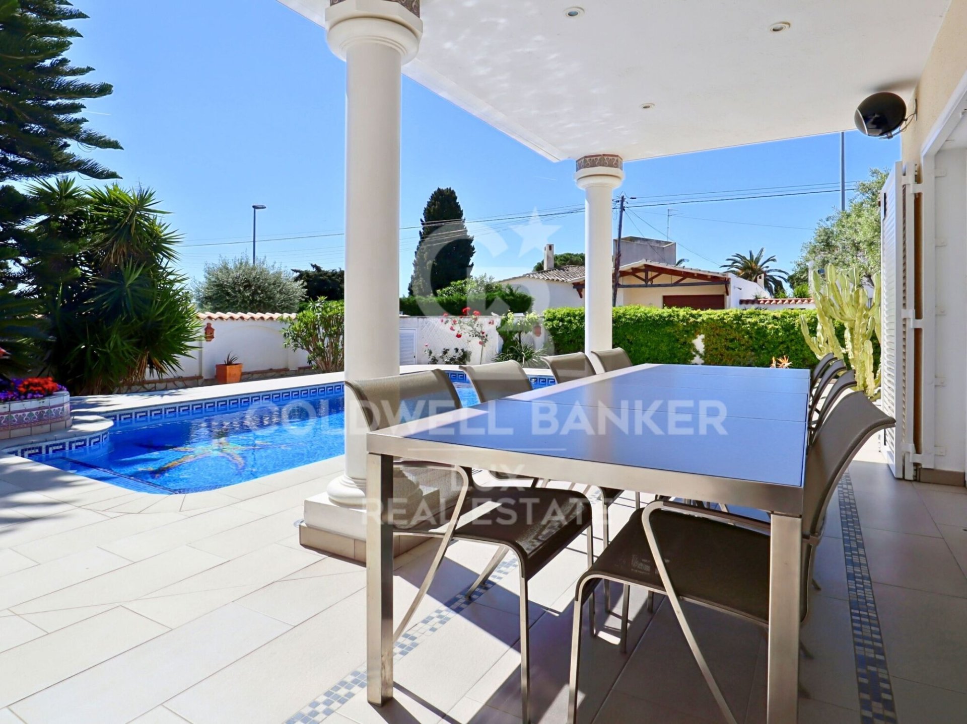 Talo Empuriabrava, Girona, Espanja 5 makuuhuonetta, 279 m2 No. 160170