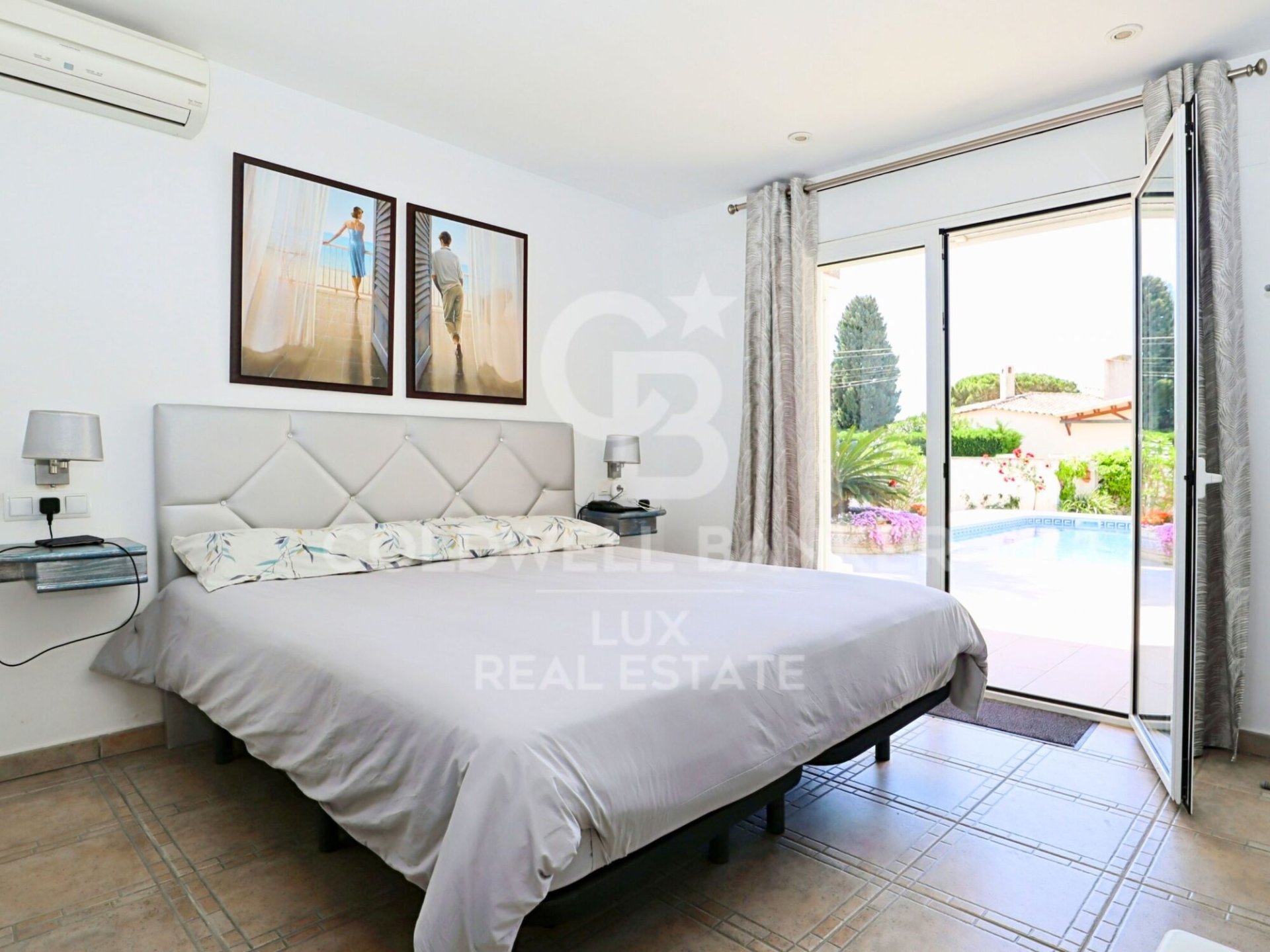 Talo Empuriabrava, Girona, Espanja 5 makuuhuonetta, 279 m2 No. 160170