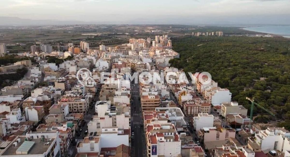 Appartamento a Guardamar del Segura, Alicante, Spagna 1 camera da letto, 49 mq. N° 183740