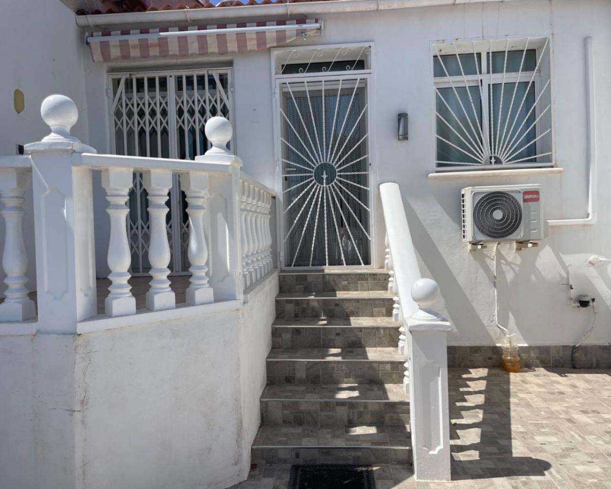 Villa in Ciudad Quesada, Alicante, Spanien 2 Schlafzimmer,  Nr. 183737