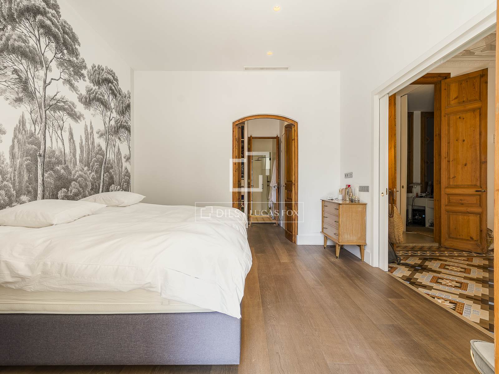 Apartamento en Barcelona, España 5 dormitorios, 309 m2 No. 150973