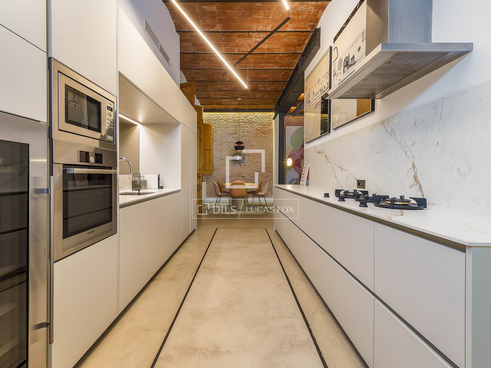 Apartamento en Barcelona, España 5 dormitorios, 309 m2 No. 150973