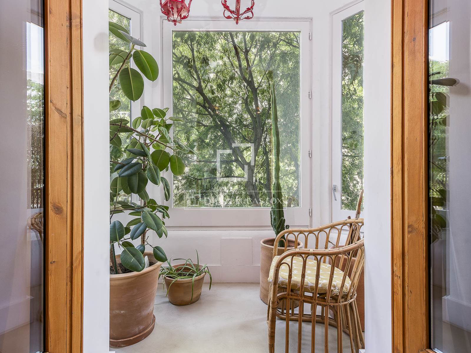Apartamento en Barcelona, España 5 dormitorios, 309 m2 No. 150973