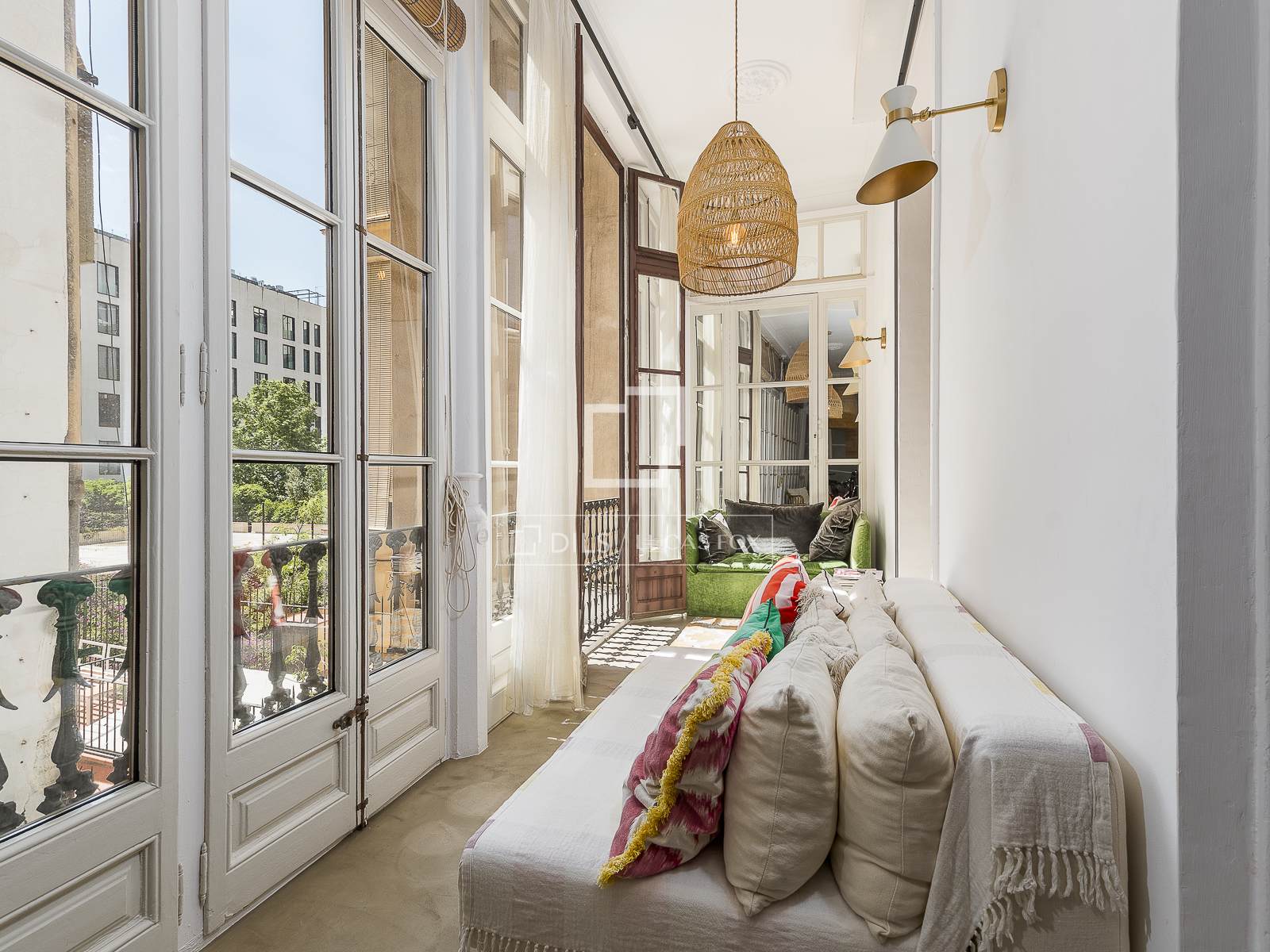 Apartamento en Barcelona, España 5 dormitorios, 309 m2 No. 150973